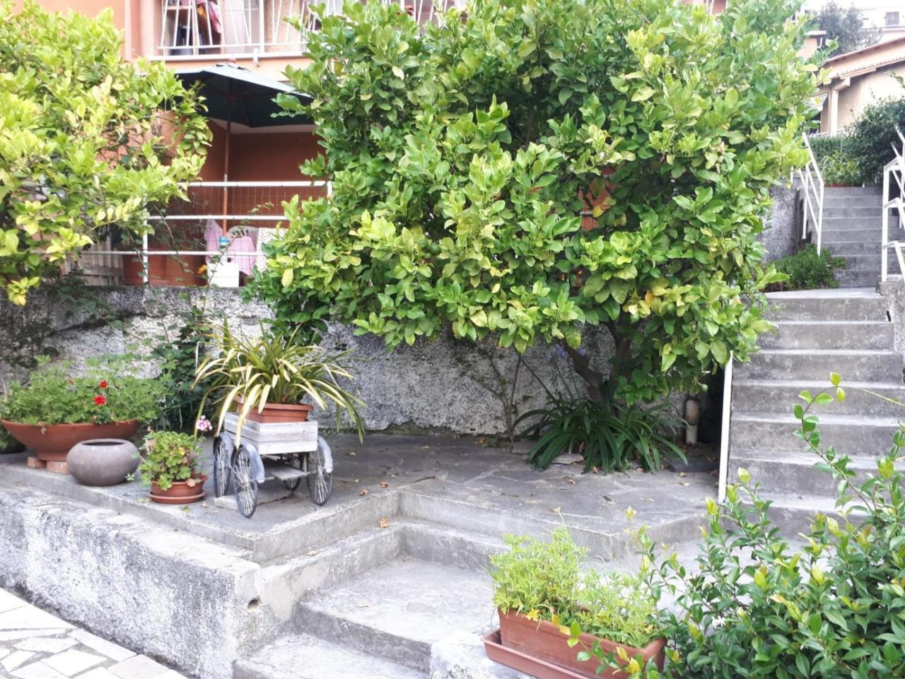 Ai Tre Limoni Bed & Breakfast Varazze Exterior photo